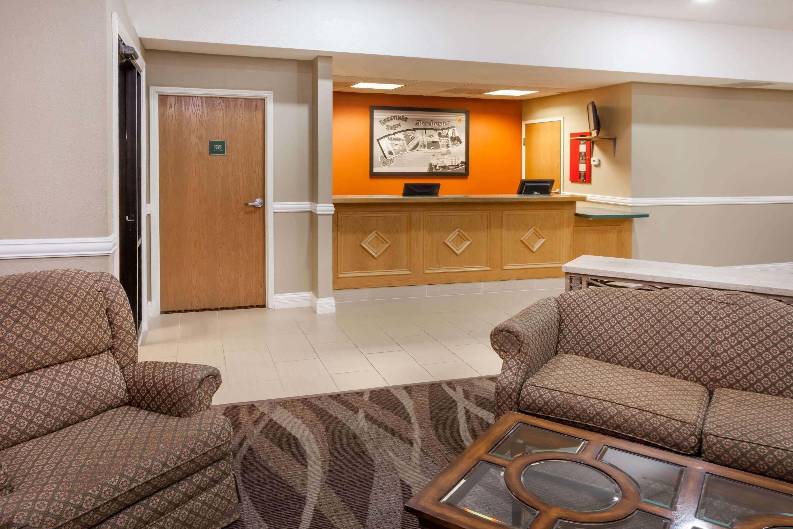Super 8 By Wyndham Rochester Экстерьер фото