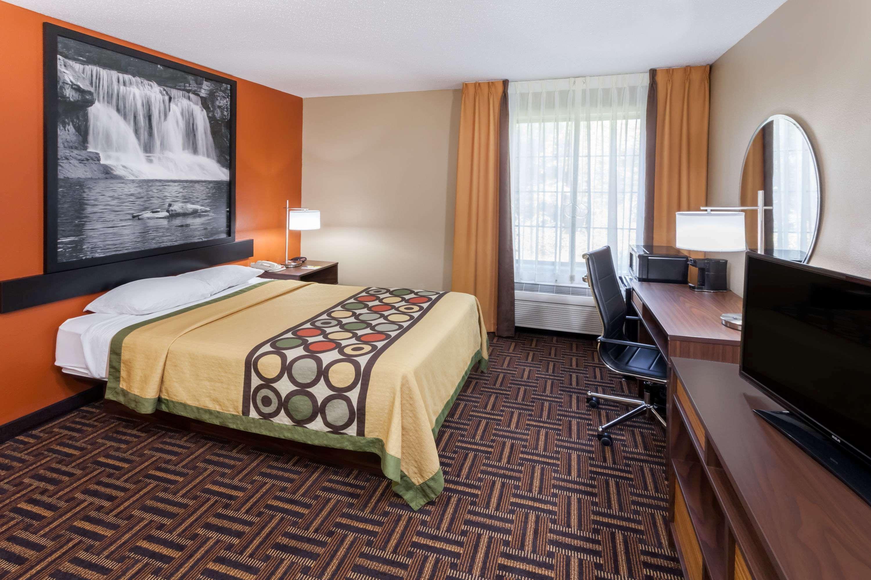 Super 8 By Wyndham Rochester Экстерьер фото